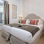 Genteel Teodosio Apartament *
