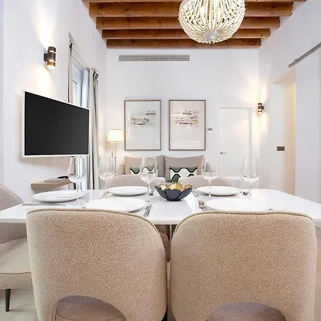 Genteel Teodosio Apartment *